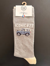 Charger l'image dans la galerie, Chaussette ICONIC # 23
