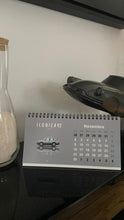 Charger l&#39;image dans la galerie, Calendrier ICONIC CAR TOONS
